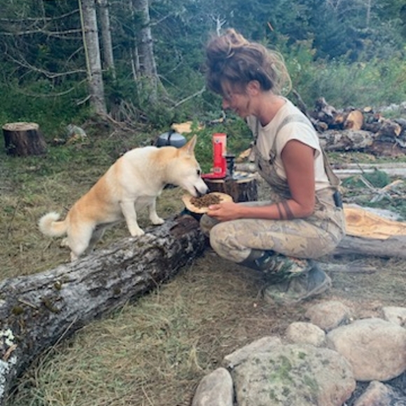 Meet your Posher, Clemence - Picture 1 of 1